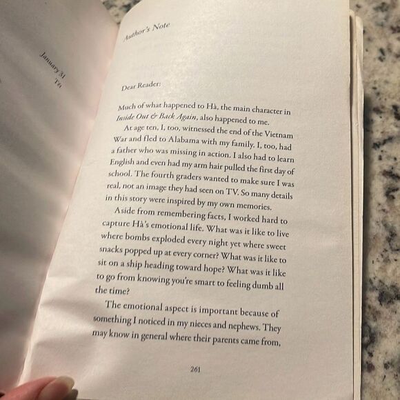 Inside‎ Out & Back Again By Thanhha Lai National Book Award Winner - Picture 4 of 5